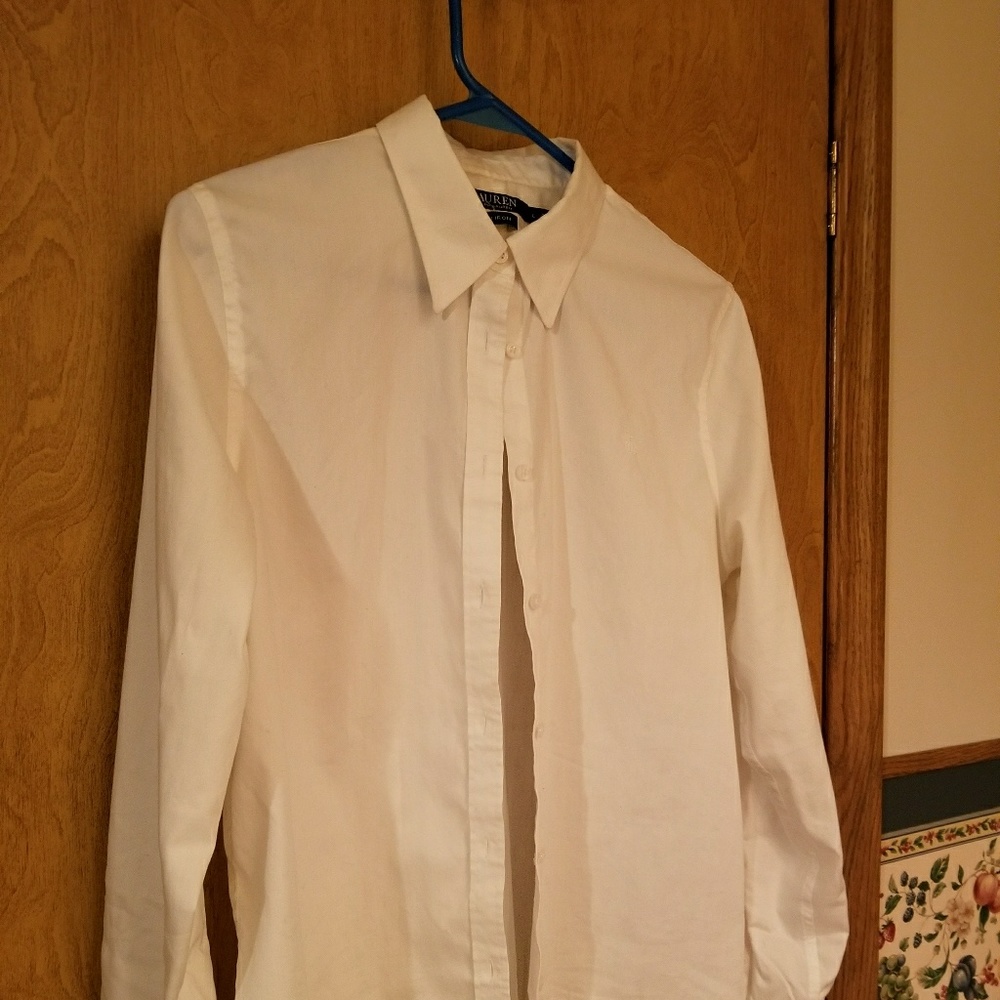 NWOT RALPH LAUREN NON IRON Blouse